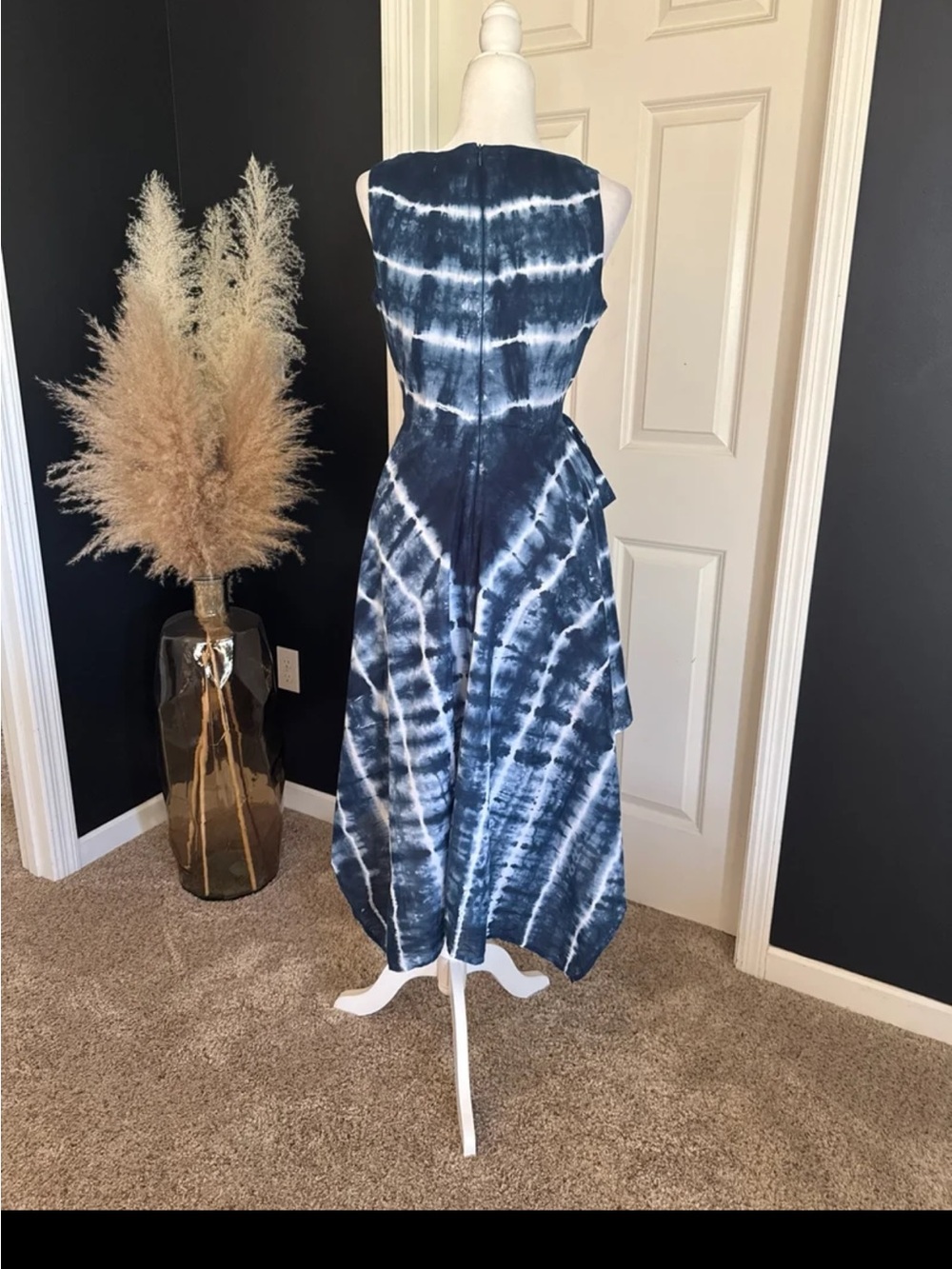 Vintage Studio West 100% Cotton Blue/White Tie-Dye Handkerchief Midi Dress
Med - Picture 6 of 12